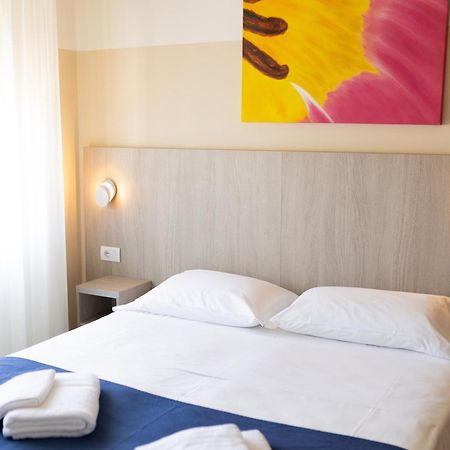 Hotel Mare Live Lido di Jesolo Esterno foto