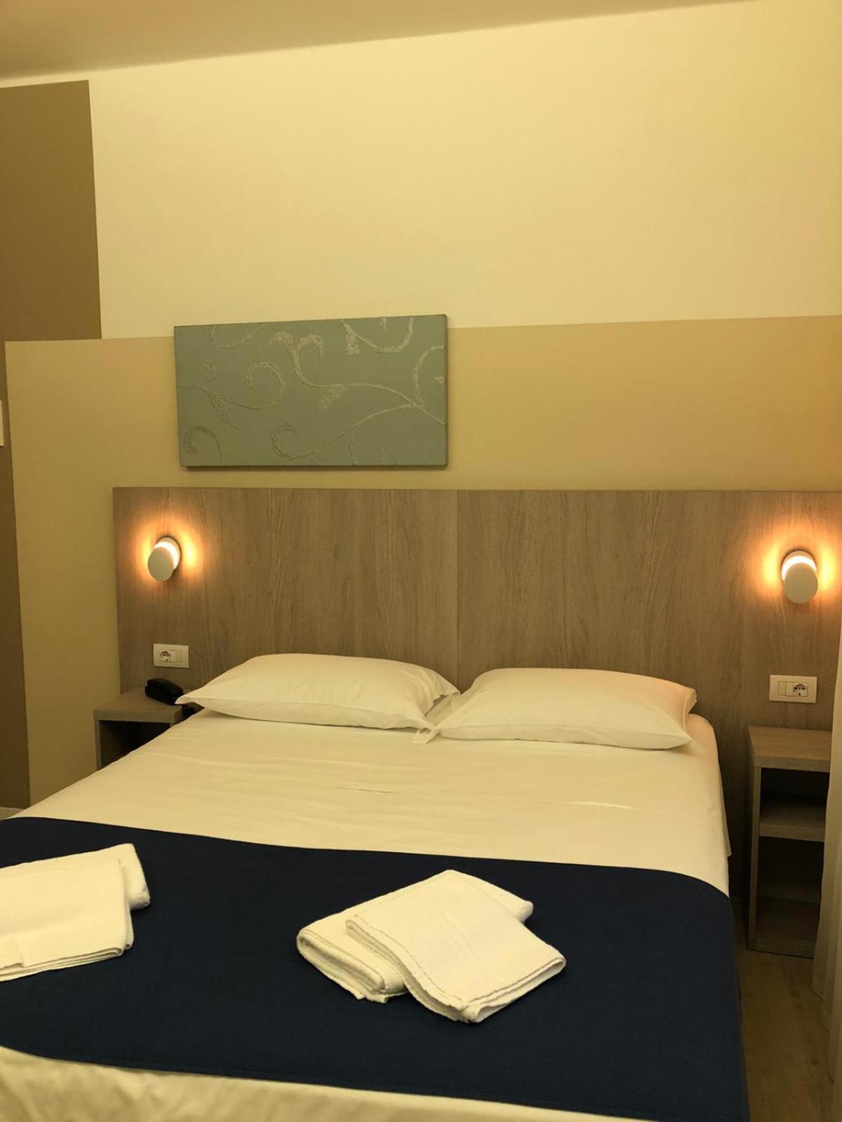 Hotel Mare Live Lido di Jesolo Esterno foto